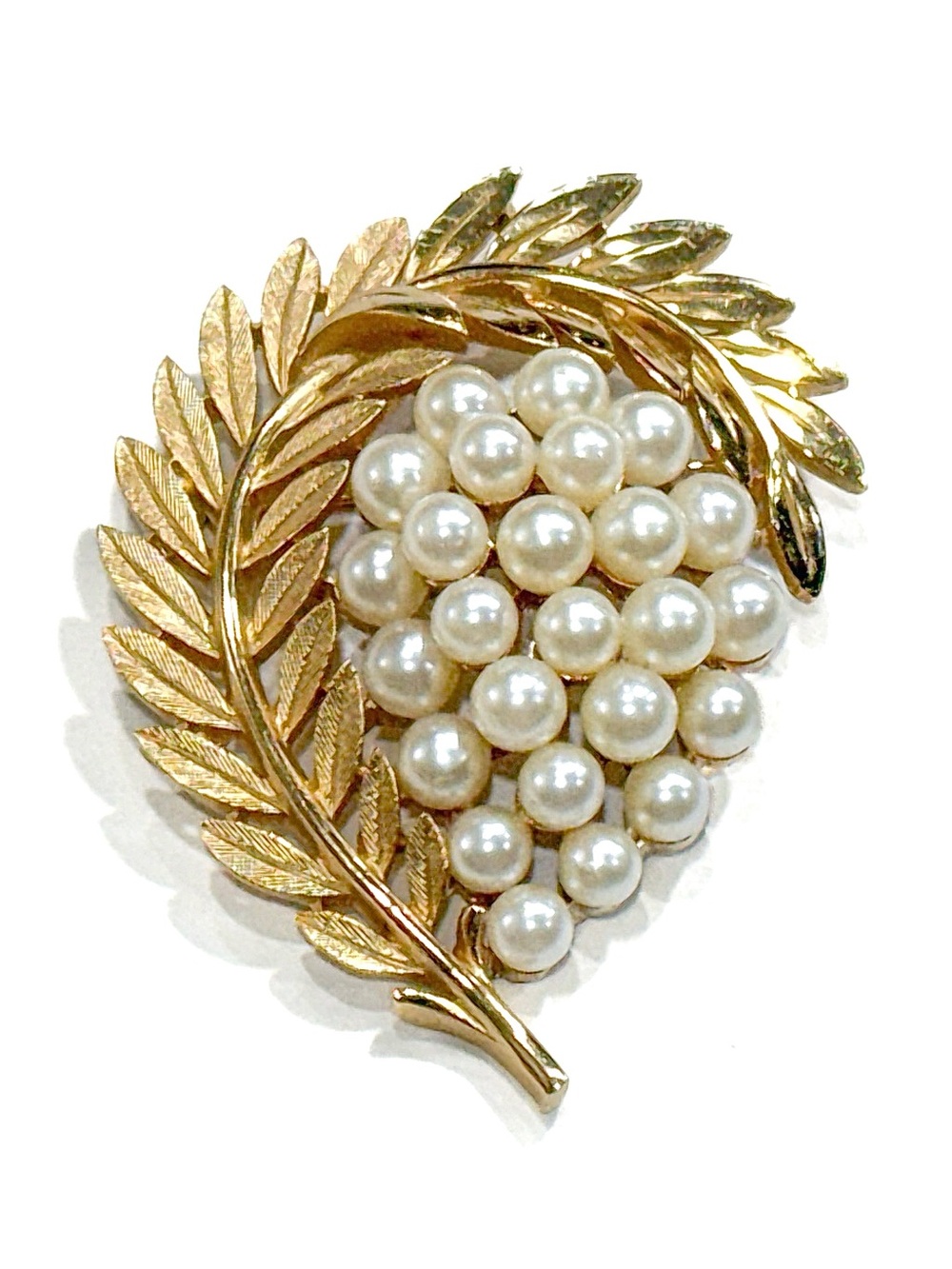 Vintage Crown Trifari Faux Pearl Cluster Leaf Brooch Gold Tone Mid Century Pin